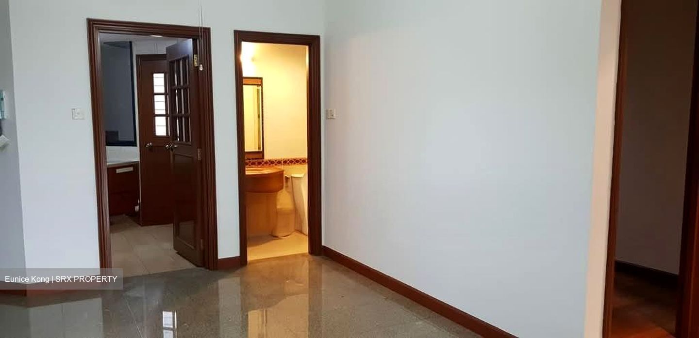 Glendale Park (D23), Condominium #557024761